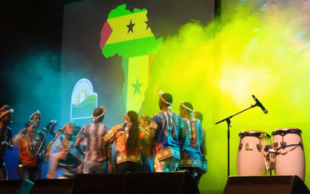 Worship during the 2015 Baptist World Alliance gathering in Durban