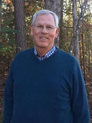 Dan Holloway headshot