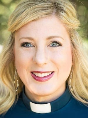 Shannon Fleck headshot